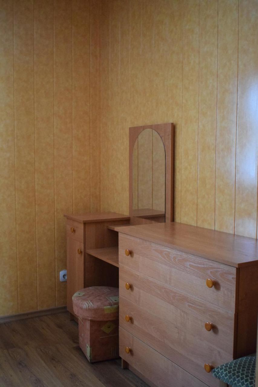 Constancia Hotel Kamianets Podilskyi Bagian luar foto