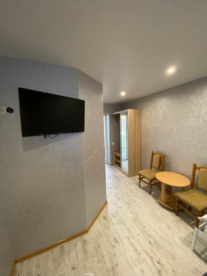 Constancia Hotel Kamianets Podilskyi Bagian luar foto