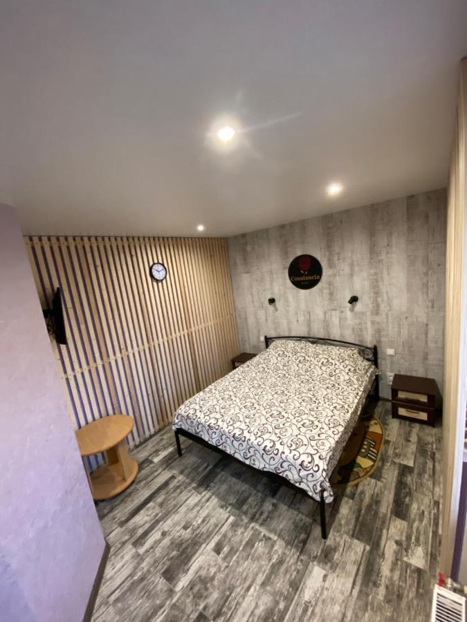 Constancia Hotel Kamianets Podilskyi Bagian luar foto
